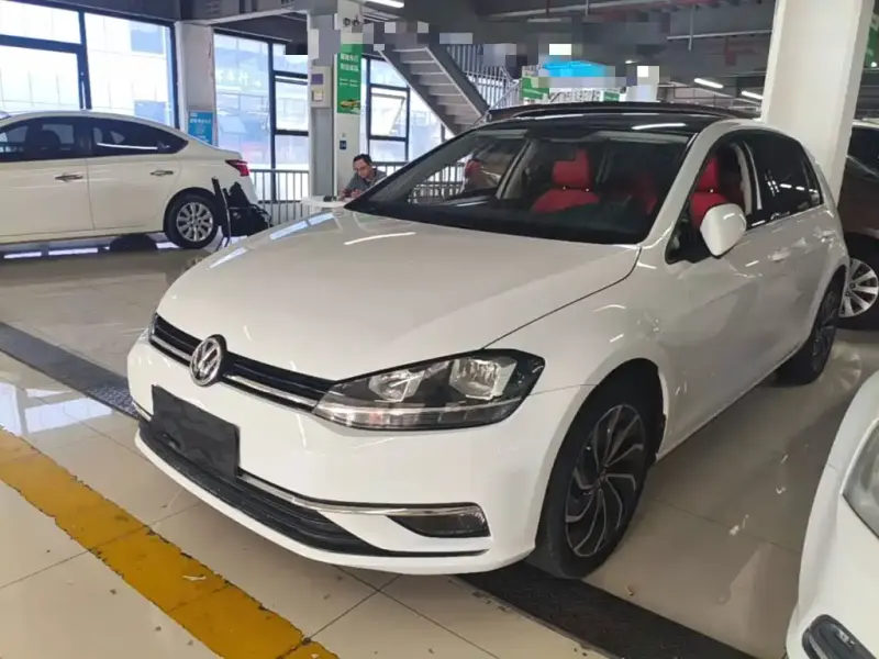 Volkswagen Golf, 2020