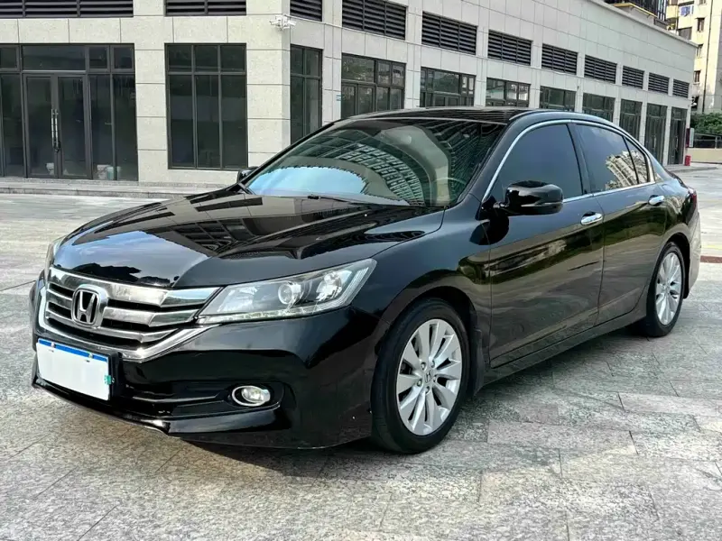 Honda Accord, 2015