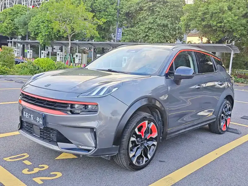 Lynk & Co 06, 2022