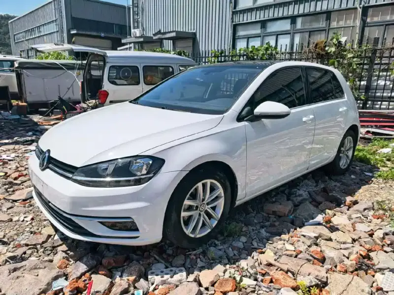 Volkswagen Golf, 2020