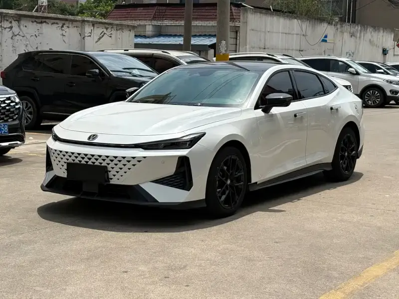Changan UNI-V, 2024