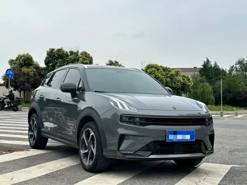 Lynk & Co 06, 2022