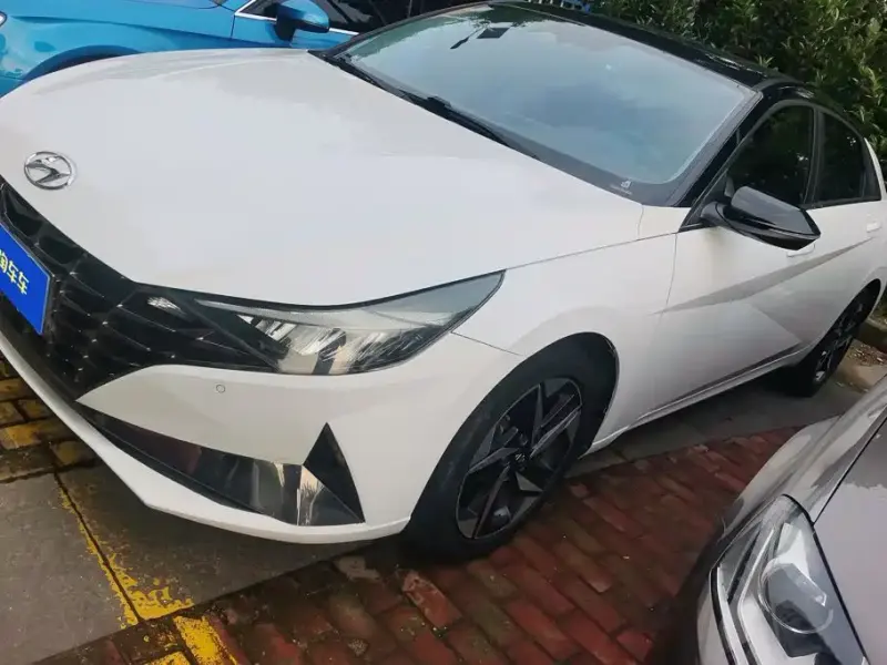 Hyundai Elantra, 2021