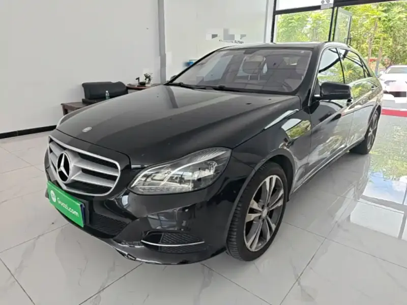 Mercedes-Benz E-Class, 2015