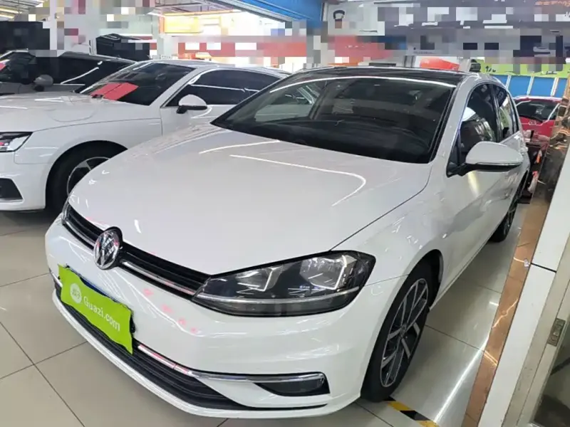 Volkswagen Golf, 2020