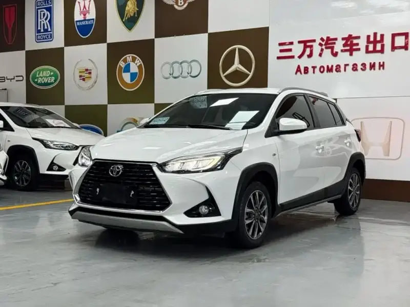 Toyota Yaris L, 2023