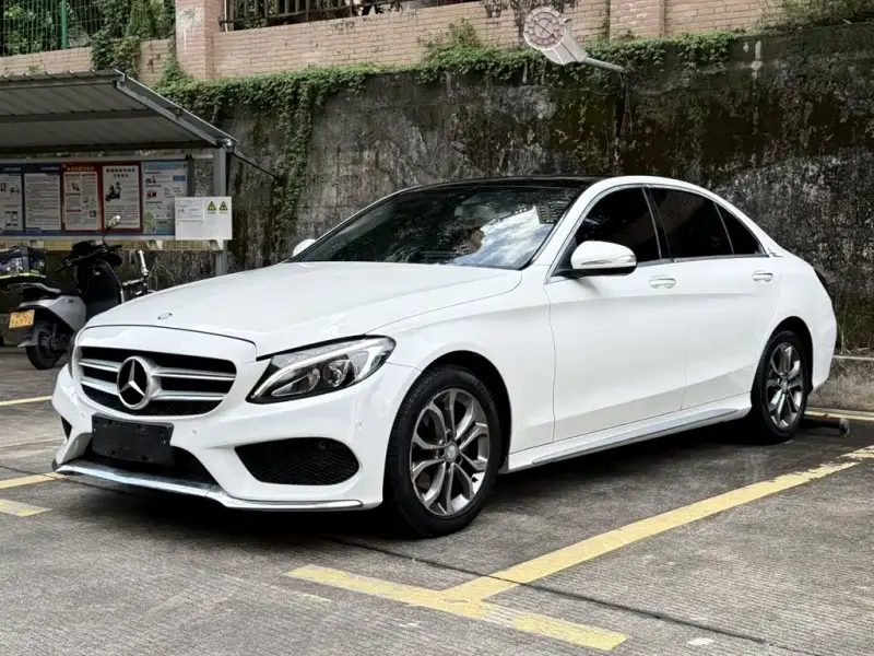 Mercedes-Benz C-Class, 2015