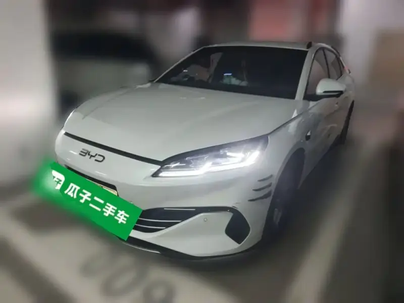 BYD 06, 2025