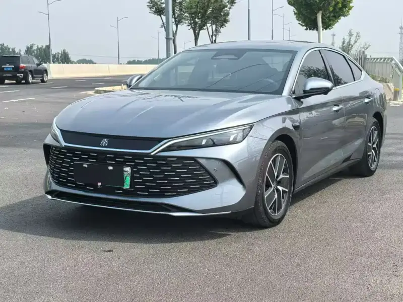 BYD Qin L, 2025