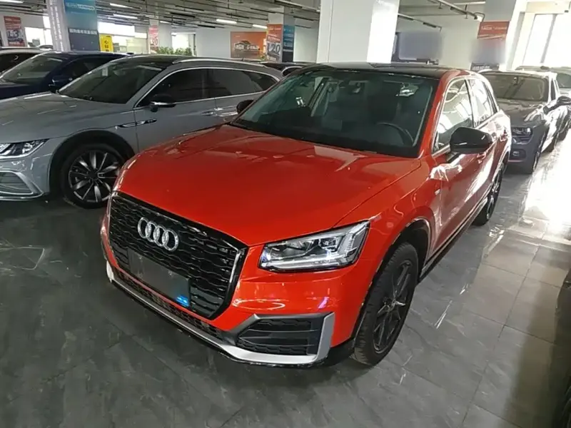 Audi Q2L, 2020