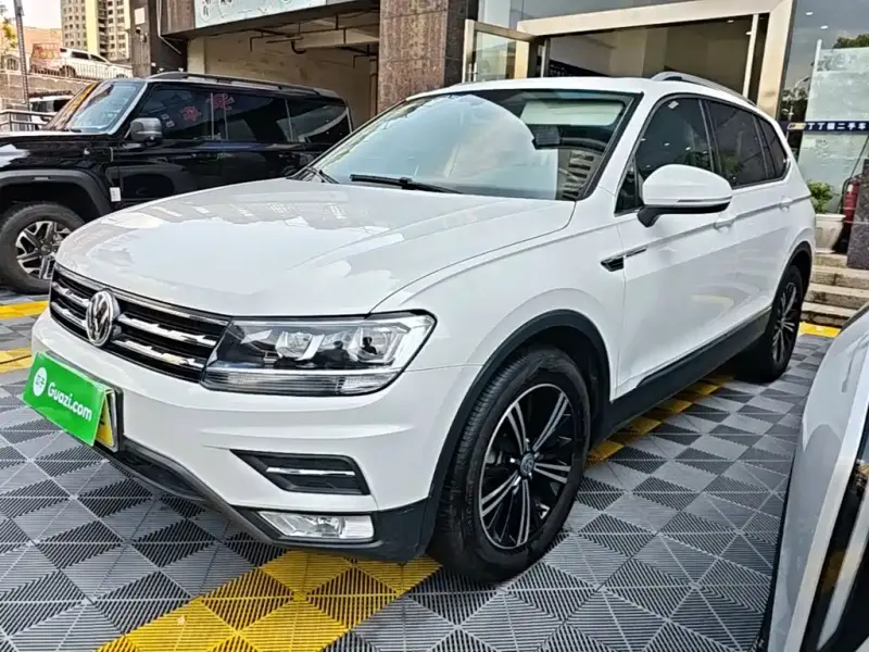 Volkswagen Tiguan L, 2020