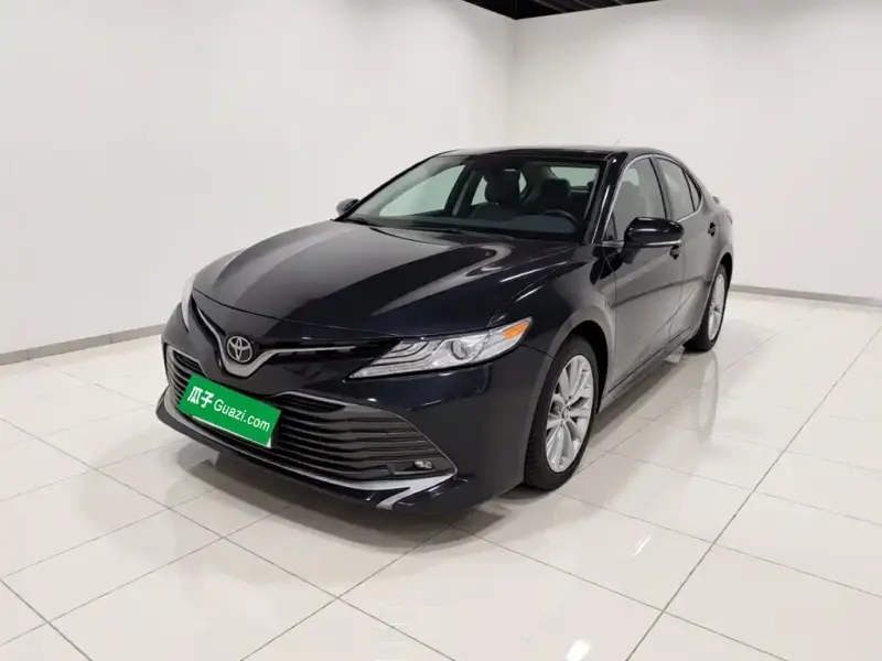 Toyota Camry, 2019