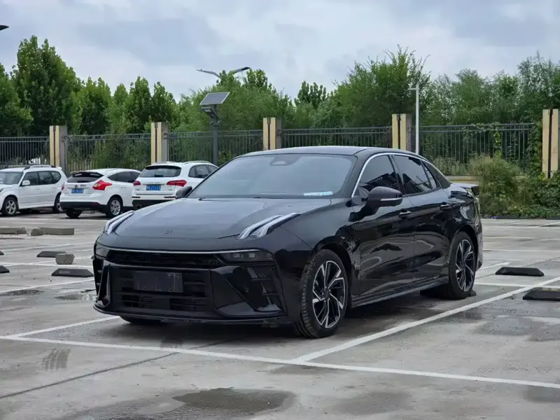 Lynk & Co 03, 2025