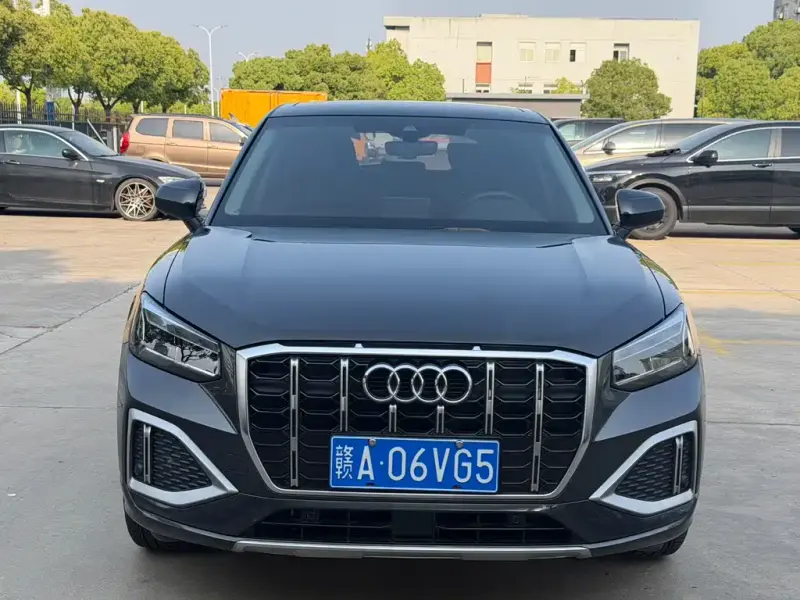 Audi Q2L, 2022