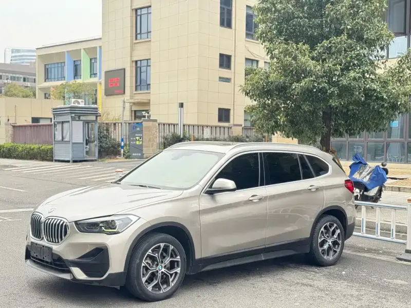 BMW X1, 2021