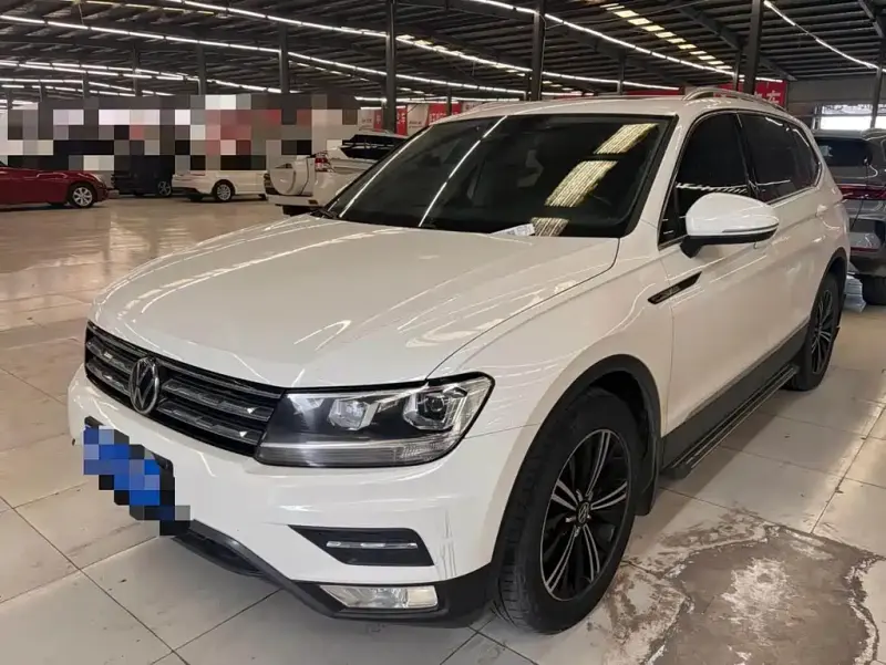 Volkswagen Tiguan L, 2021