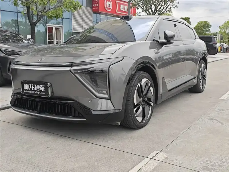 HiPhi Y, 2023