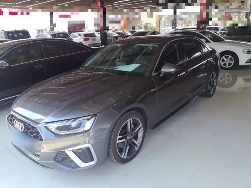 Audi A4L, 2021