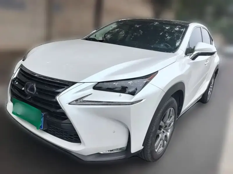 Lexus NX, 2016