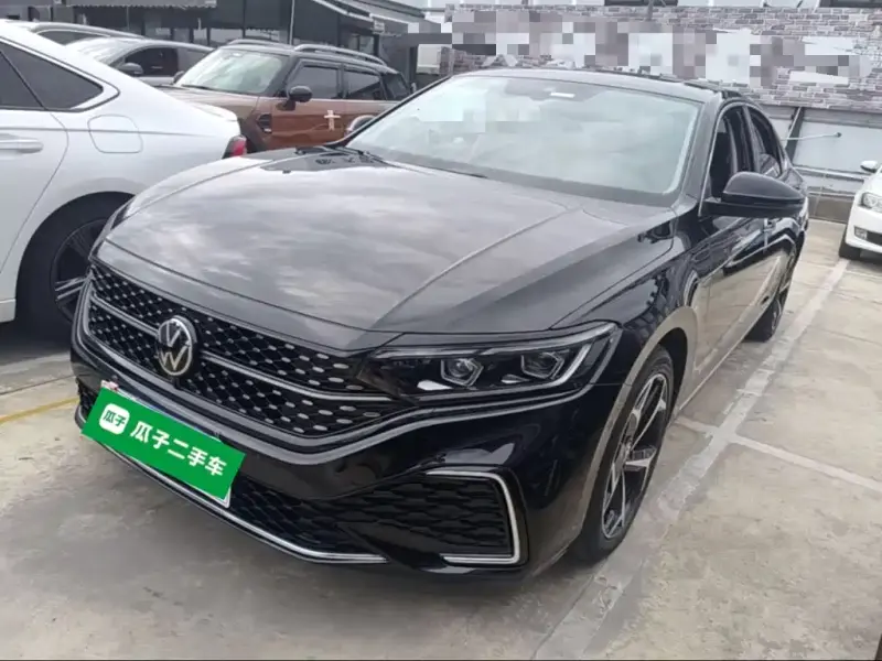 Volkswagen Passat, 2023