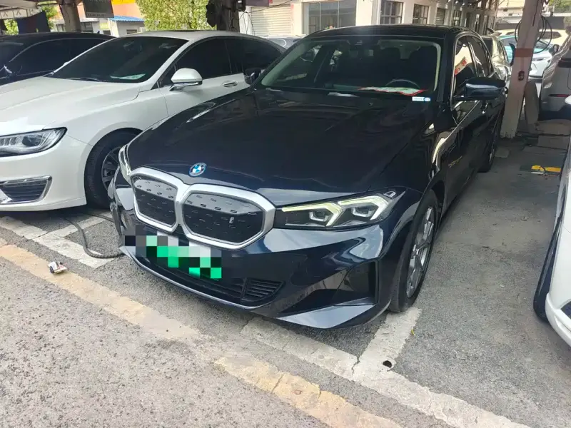 BMW i3, 2023