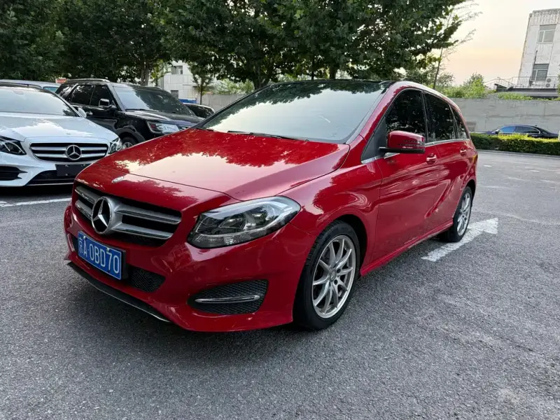 Mercedes-Benz B-Class, 2015