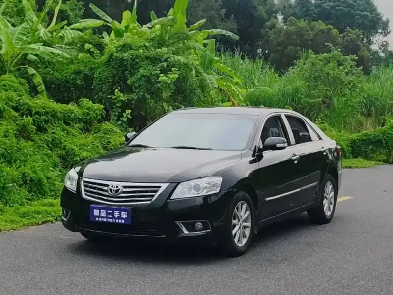 Toyota Camry, 2011