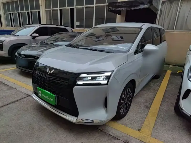 Wuling 730, 2025