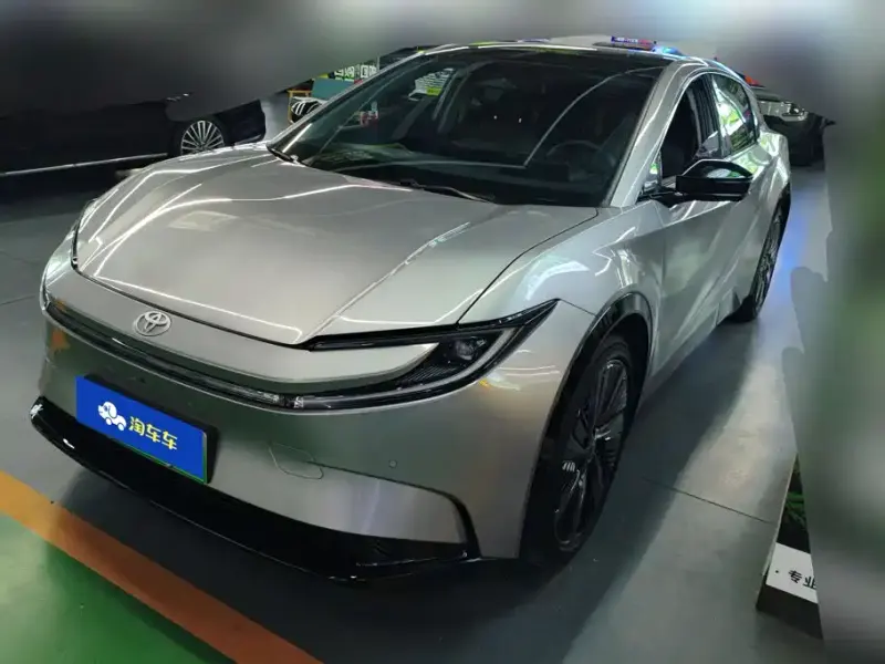 Toyota bZ5, 2025
