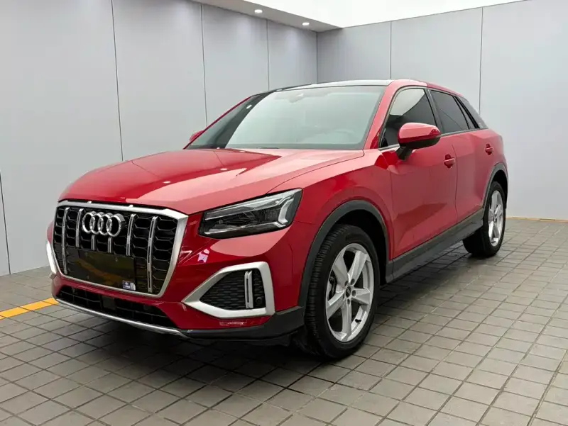Audi Q2L, 2022