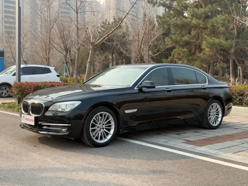 BMW 7 Series, 2015