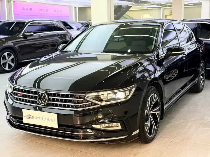 Volkswagen Magotan, 2023