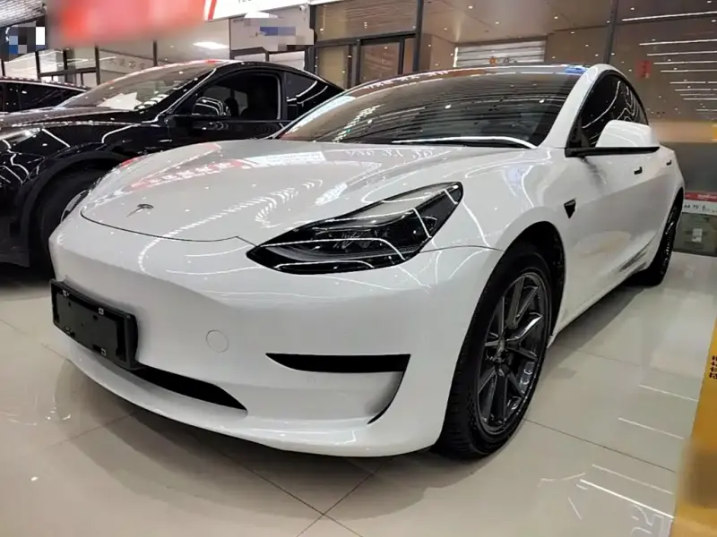 Tesla Model 3, 2021