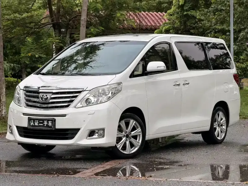 Toyota Alphard, 2013