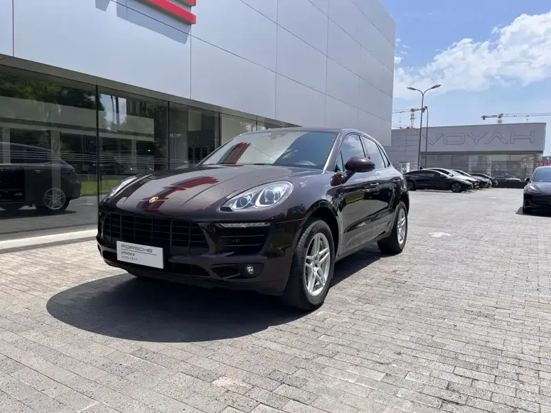 Porsche Macan, 2016