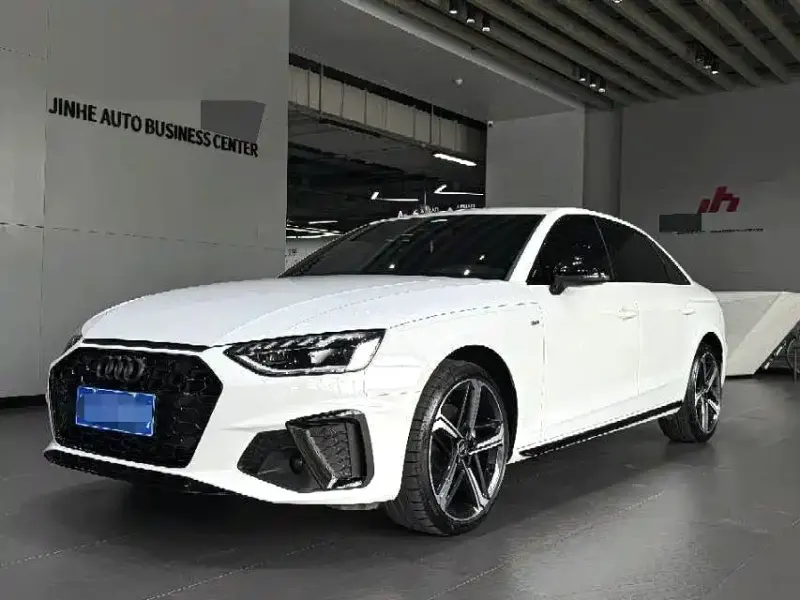Audi A4L, 2023