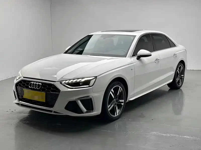 Audi A4L, 2021