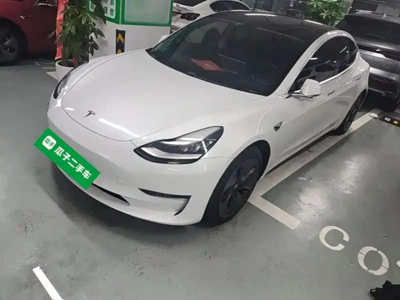 Tesla Model 3, 2020