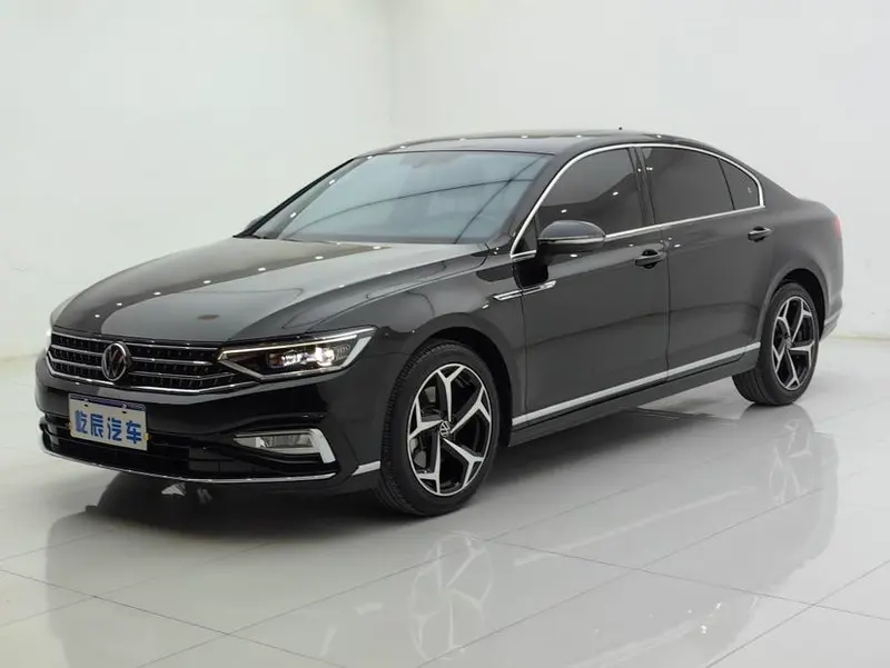 Volkswagen Magotan, 2023