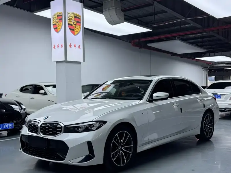 BMW 3 Series, 2023