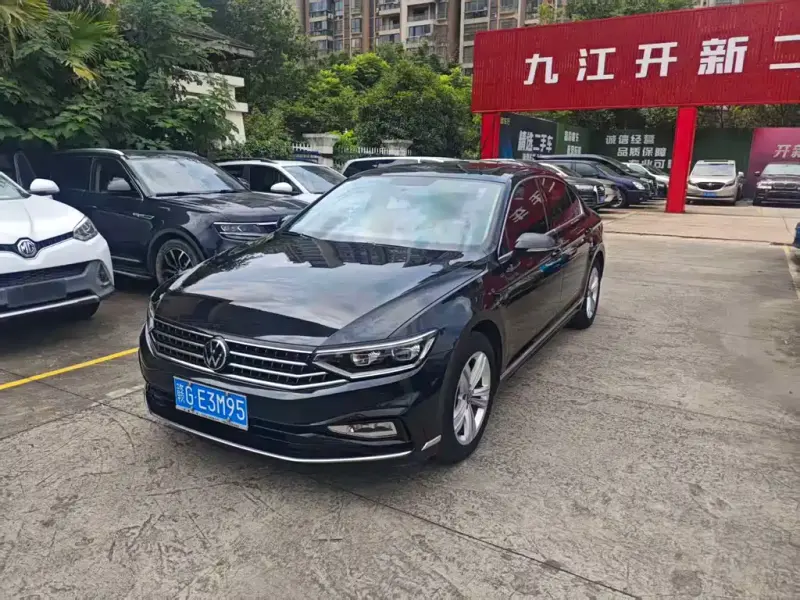Volkswagen Magotan, 2023
