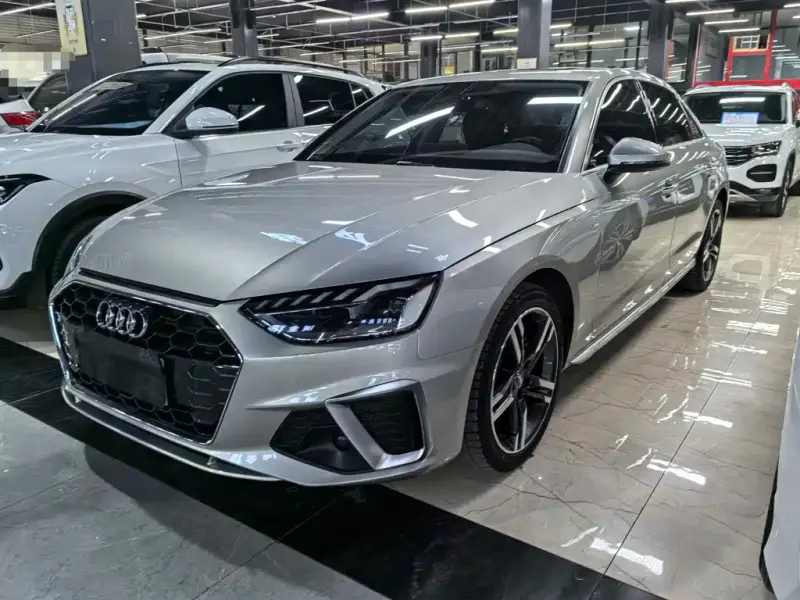 Audi A4L, 2021