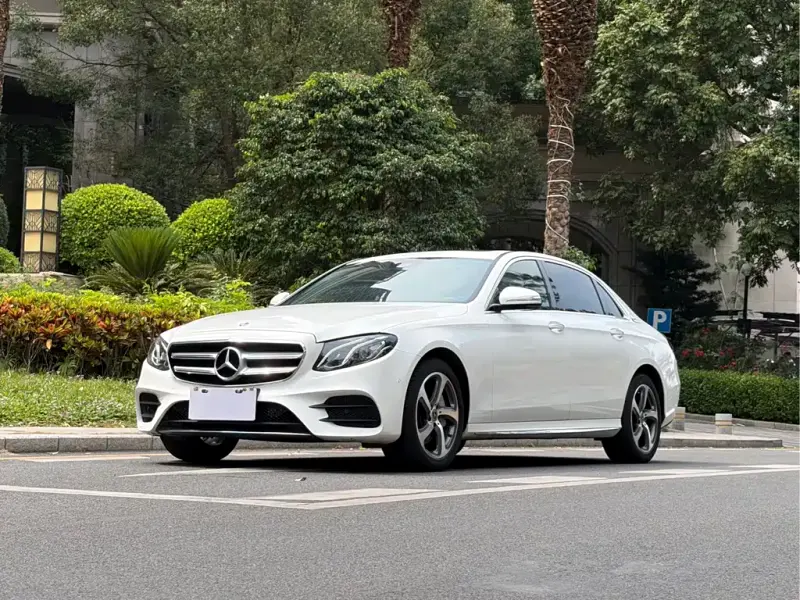 Mercedes-Benz E-Class, 2017