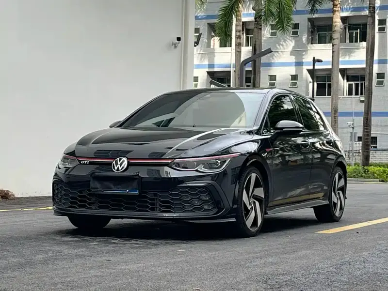 Volkswagen Golf GTI, 2022