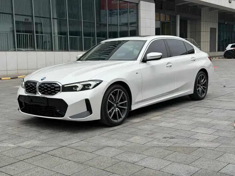 BMW 3 Series, 2023