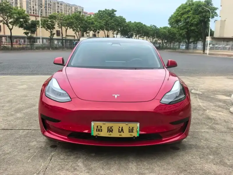 Tesla Model 3, 2022