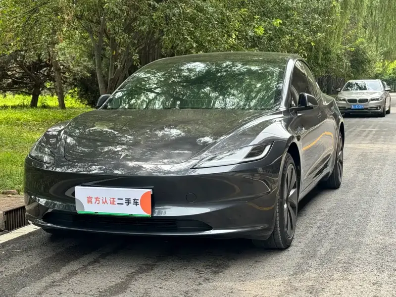 Tesla Model 3, 2024