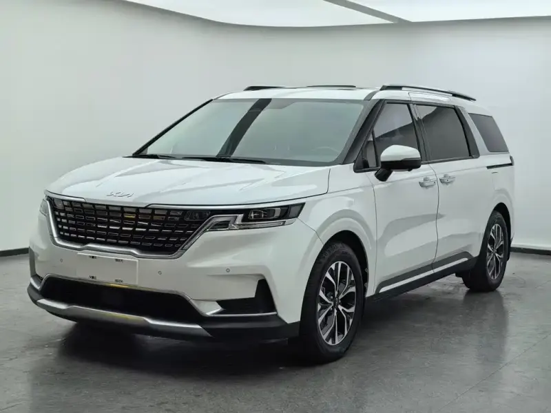 Kia Carnival, 2022