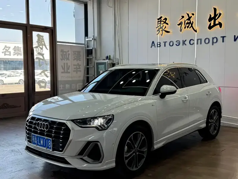 Audi Q3, 2021