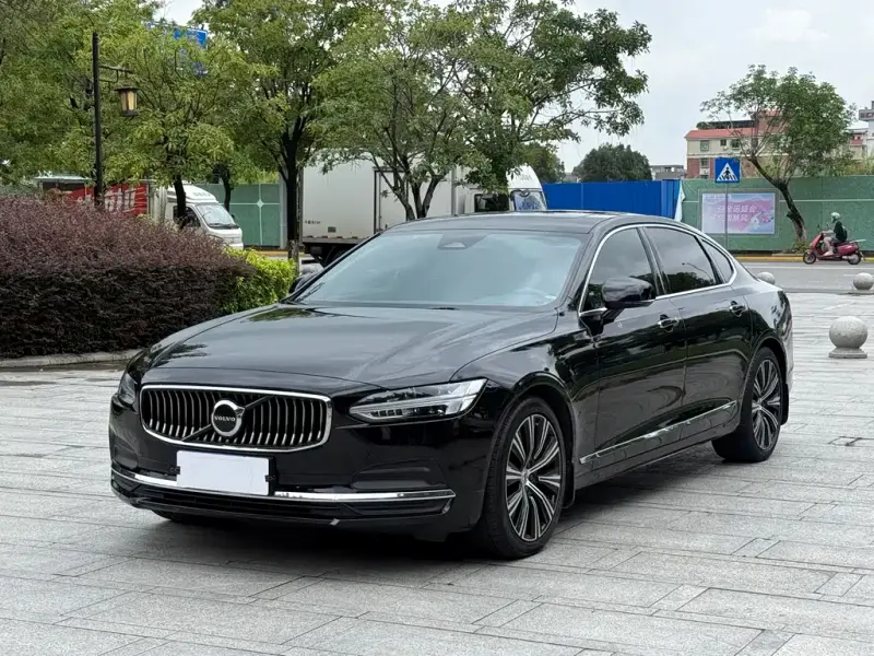 Volvo S90, 2022